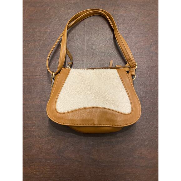 Jessica Simpson Crossbody Bag Tan Faux Leather & Sherpa Accent - Picture 1 of 9